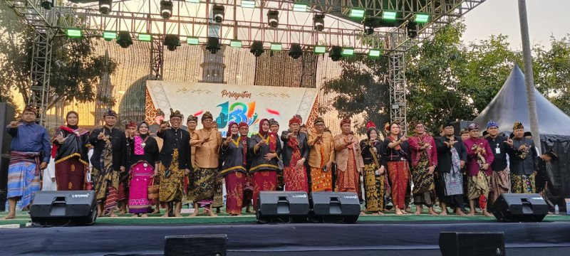 Foto Bersama Forkopimda Lotim dalam HUT Ke-131 Kabupaten Lombok Timur, Senin (31/8/2026) Foto Bersama Forkopimda Lotim dalam HUT Ke-131 Kabupaten Lombok Timur, Senin (31/8/2026)